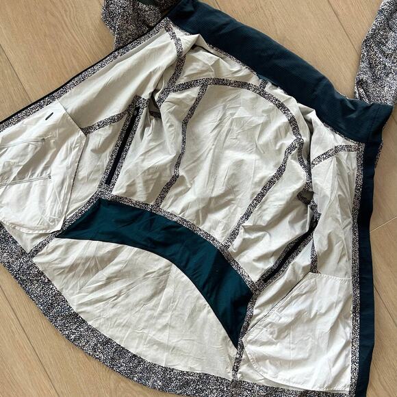 NEW Lululemon Runaway Jacket Pebble Print Parfait Pink Alberta Lake Wmn’s Size 6 - Picture 6 of 13